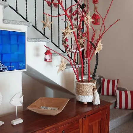 Tatil Evi Haus 'red Coral' Mit Gemeinschaftspool By Interhome Nebida