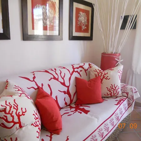Haus 'red Coral' Mit Gemeinschaftspool By Interhome