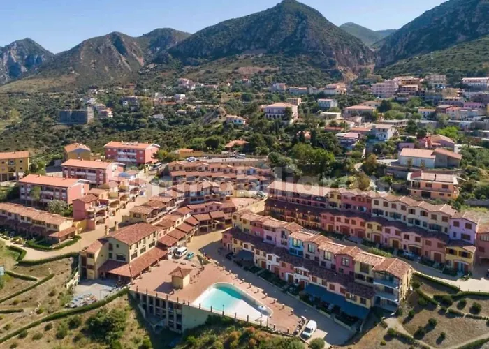 Haus 'red Coral' Mit Gemeinschaftspool By Interhome Nebida